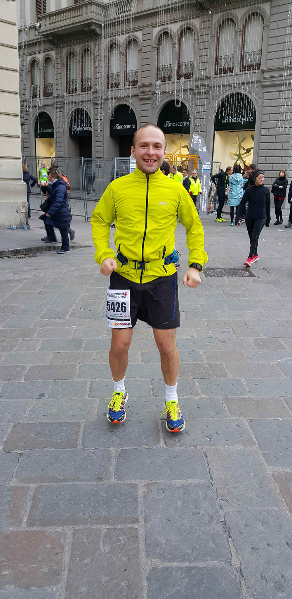 Jaro Wojciechowski is an avid runner with numerous marathons under his belt, exemplifying just one aspect of his very active lifestyle.
